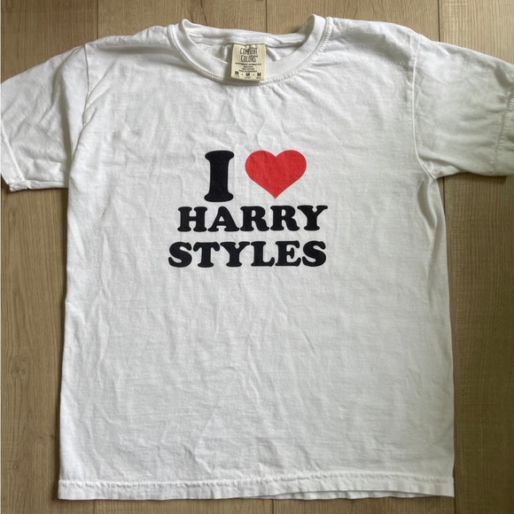 Harry Styles Tee - Picture 2 of 3